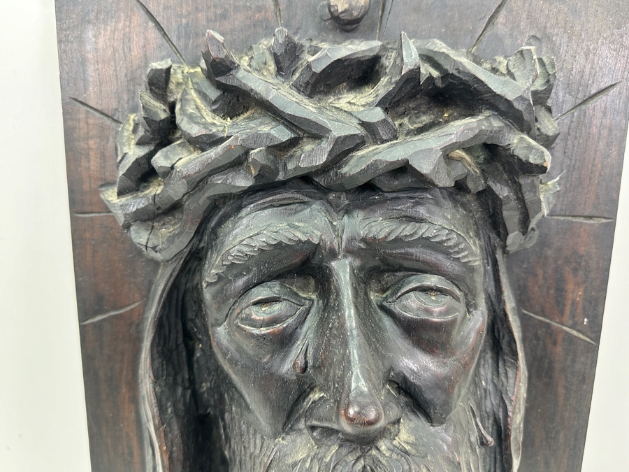 Just Added - Stunning Vintage 1953 Relief Carved Wooden Sculpture Of Jesus On The Cross Titled 'Pardonnez Leur' / 'Forgive Them' Signed Verso 12W X 19.5H X 7D [Photo 7]