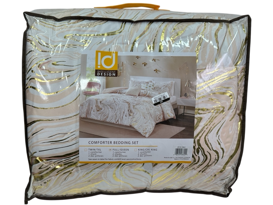 Just Added - New Intelligent Design Comforter Bedding Set Full/Queen: 1 Comforter, 2 Shams & 2 Decorative Pillows [Photo 1]