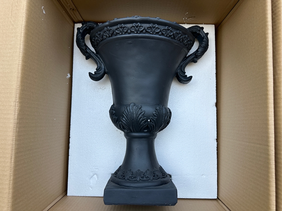 Just Added - Pair Of New With Box Frontgate Planter Urns With Handles [Photo 2]
