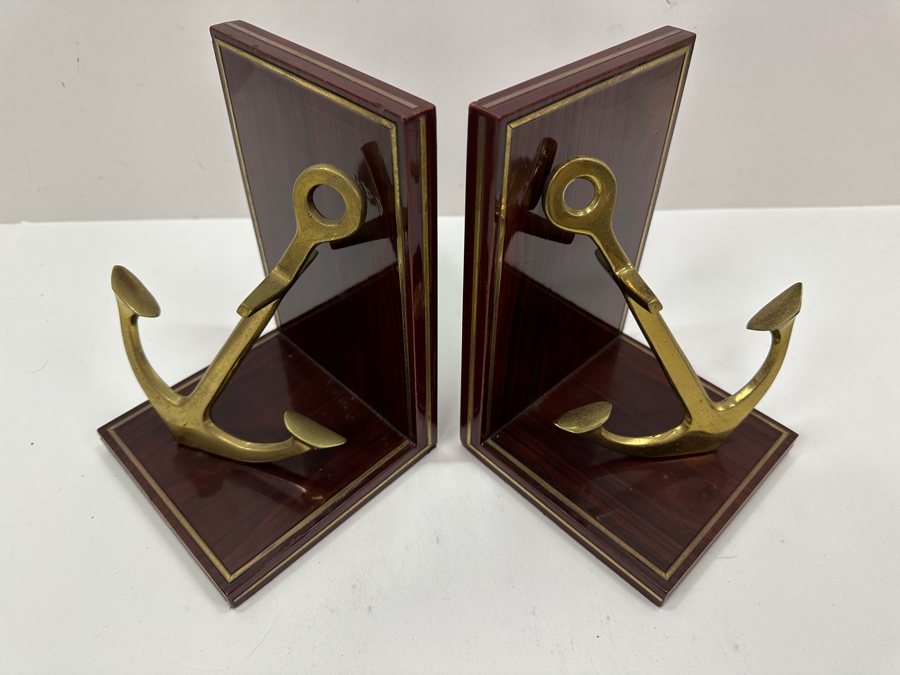 Just Added - Pair Of Wood & Brass Ship's Anchor Bookends 10W X 7.5H X 5D [Photo 3]