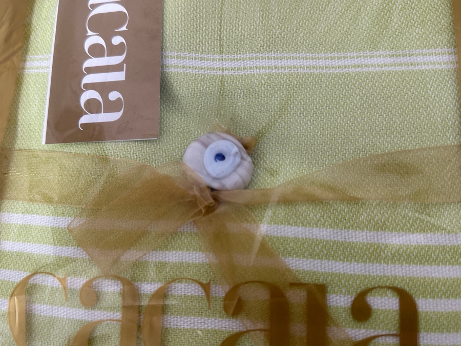 Just Added - New Pair Of Pestemal Blankets In Pistachio Green [Photo 2]