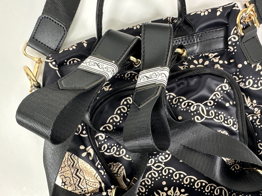 Just Added - New Pincnel Handbag Backpack [Photo 3]