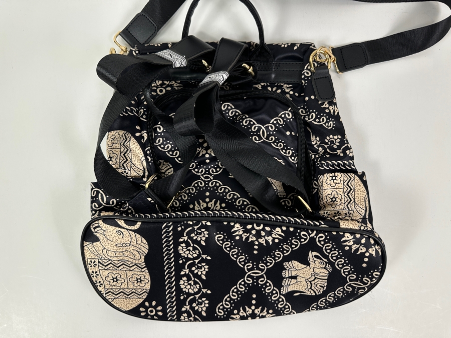 Just Added - New Pincnel Handbag Backpack [Photo 2]