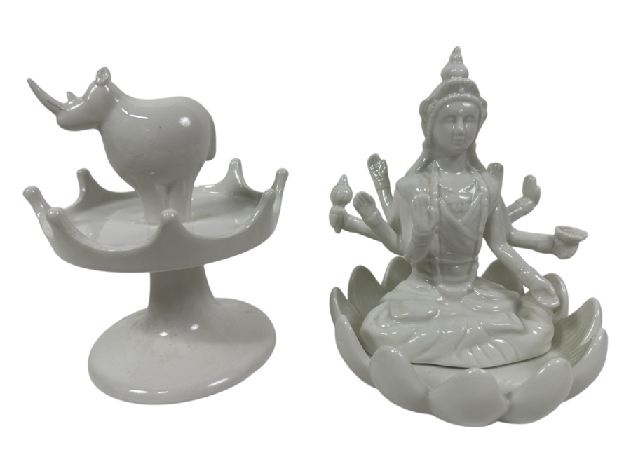 Just Added - Pair Of Jewelry Holders 7H