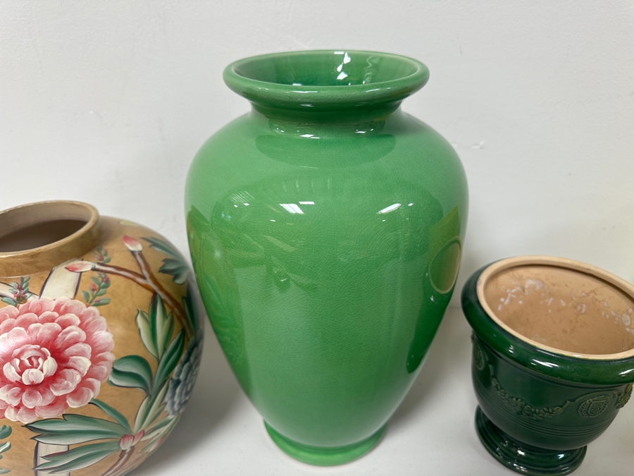 Just Added - (2) Vases & (2) Flower Pots [Photo 4]