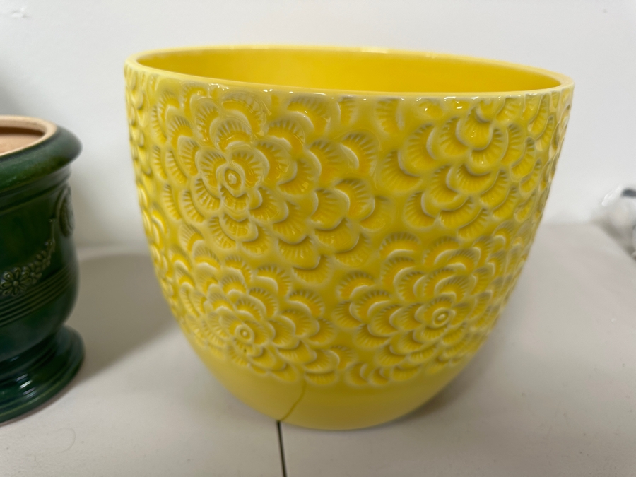 Just Added - (2) Vases & (2) Flower Pots [Photo 6]