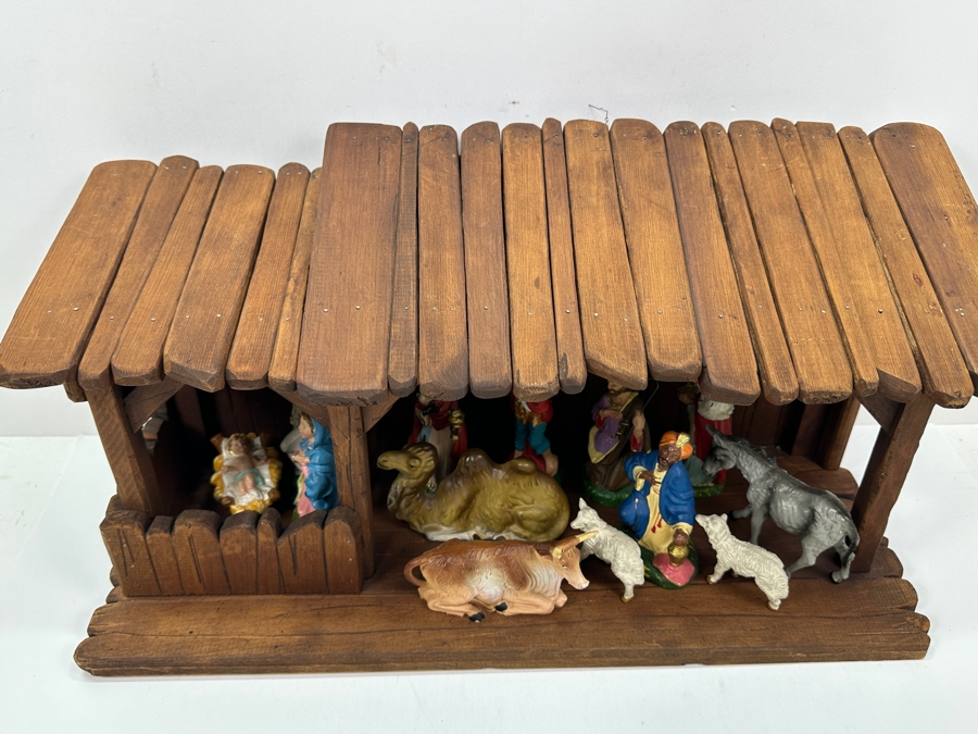 Just Added - Nativity Set With Wooden Manger And Italian And German Figurines 21W X 8D X 10H [Photo 14]