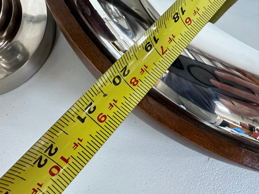 Just Added - Frontgate 3-Piece Set: Cake Stand And Pair Of Large Bowls - Largest Bowl Is 20'W [Photo 8]