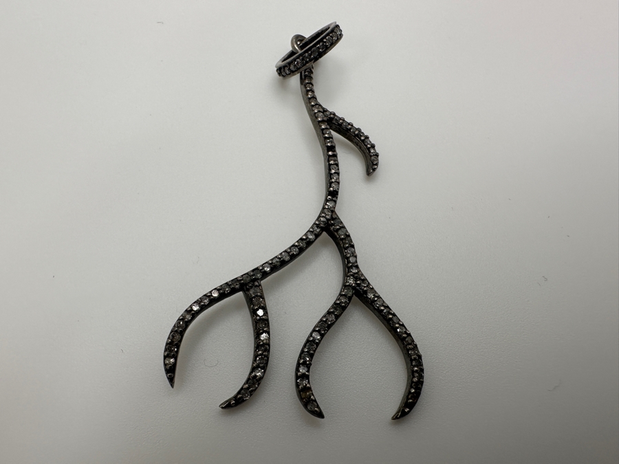 Sterling Silver Pendant Set With Diamonds 2'H 2.5gRetails $350 [Photo 2]