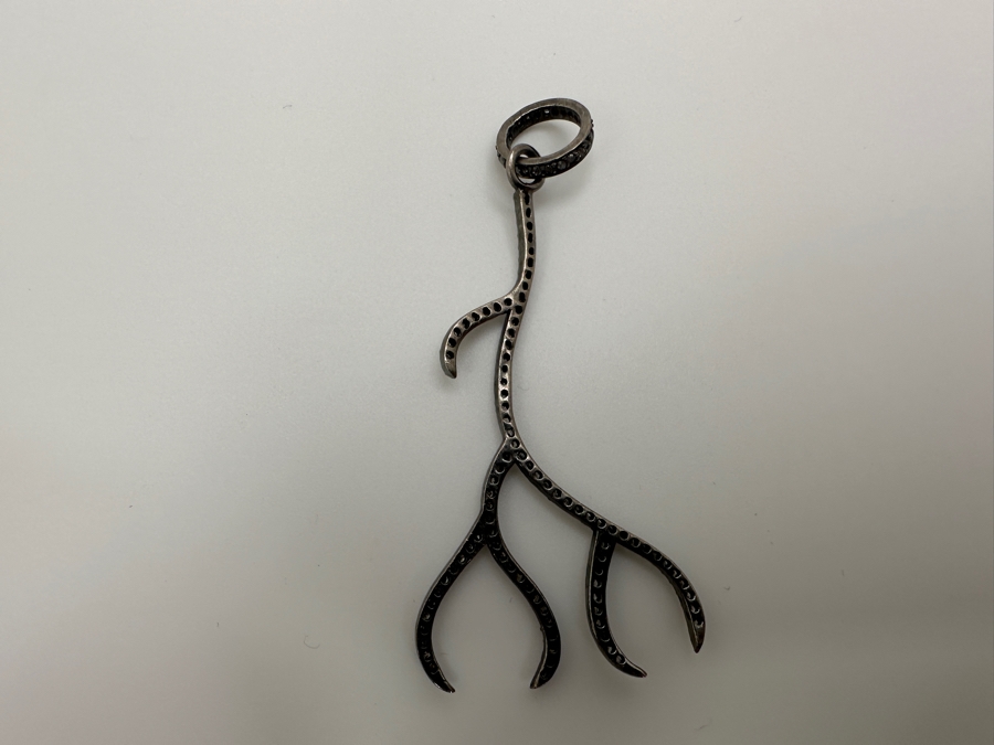 Sterling Silver Pendant Set With Diamonds 2'H 2.5gRetails $350 [Photo 7]