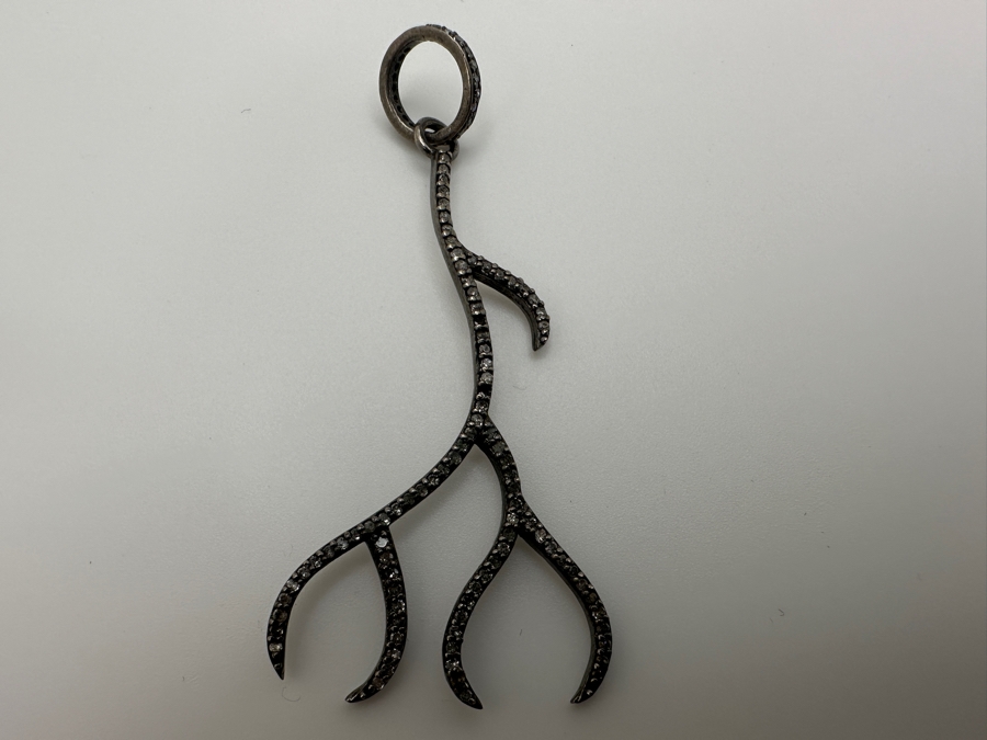 Sterling Silver Pendant Set With Diamonds 2'H 2.5gRetails $350 [Photo 4]