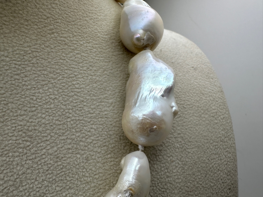 16' Baroque Pearl Necklace With 14k Gold Clasp [Photo 4]