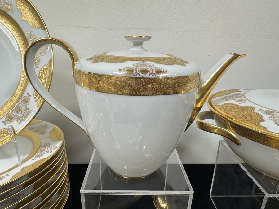 Hutschenreuther of Selb Porcelain Dinner Service For Approximately 12 Back Stamped With A Hand Painted Gold Crown Covering The Mark From The Hotel Del Coronado Owned By The Former Owner Of The Hotel, John S. Alessio, This Service Was Coveted By The Owner [Photo 11]