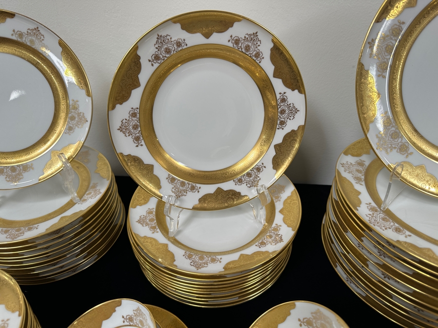 Hutschenreuther of Selb Porcelain Dinner Service For Approximately 12 Back Stamped With A Hand Painted Gold Crown Covering The Mark From The Hotel Del Coronado Owned By The Former Owner Of The Hotel, John S. Alessio, This Service Was Coveted By The Owner [Photo 5]