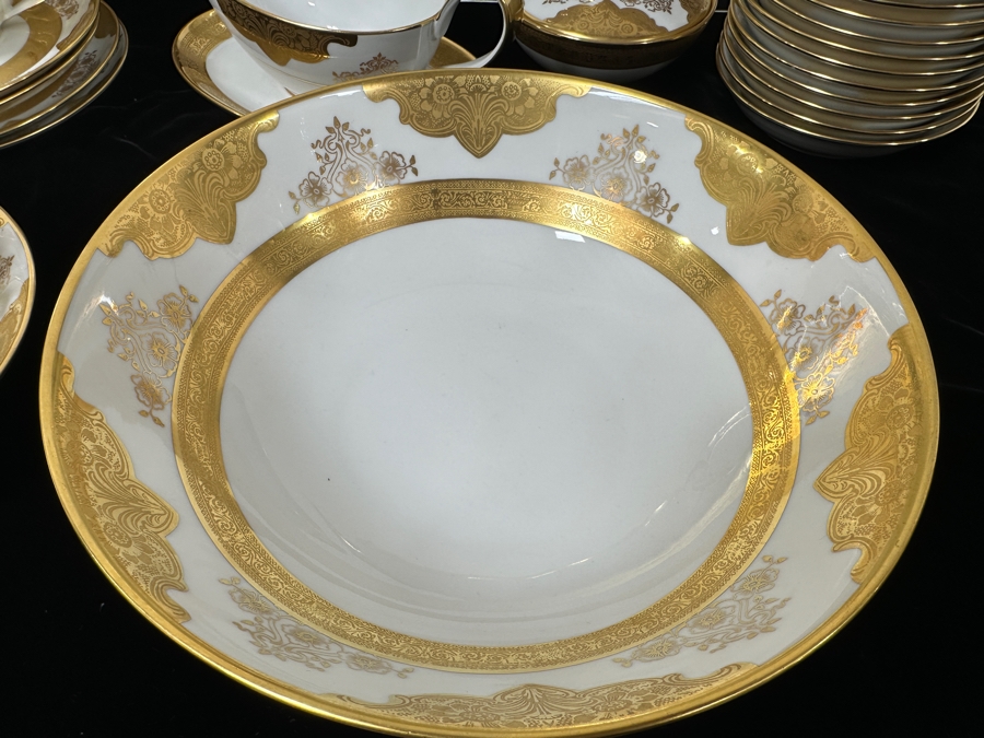 Hutschenreuther of Selb Porcelain Dinner Service For Approximately 12 Back Stamped With A Hand Painted Gold Crown Covering The Mark From The Hotel Del Coronado Owned By The Former Owner Of The Hotel, John S. Alessio, This Service Was Coveted By The Owner [Photo 10]