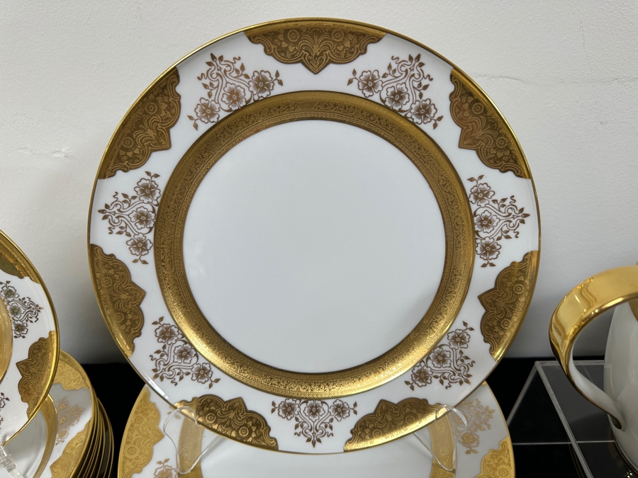 Hutschenreuther of Selb Porcelain Dinner Service For Approximately 12 Back Stamped With A Hand Painted Gold Crown Covering The Mark From The Hotel Del Coronado Owned By The Former Owner Of The Hotel, John S. Alessio, This Service Was Coveted By The Owner [Photo 3]