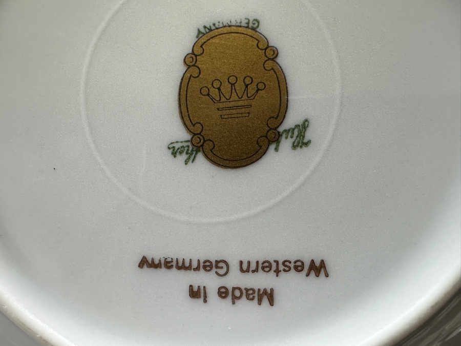 Hutschenreuther of Selb Porcelain Dinner Service For Approximately 12 Back Stamped With A Hand Painted Gold Crown Covering The Mark From The Hotel Del Coronado Owned By The Former Owner Of The Hotel, John S. Alessio, This Service Was Coveted By The Owner [Photo 21]