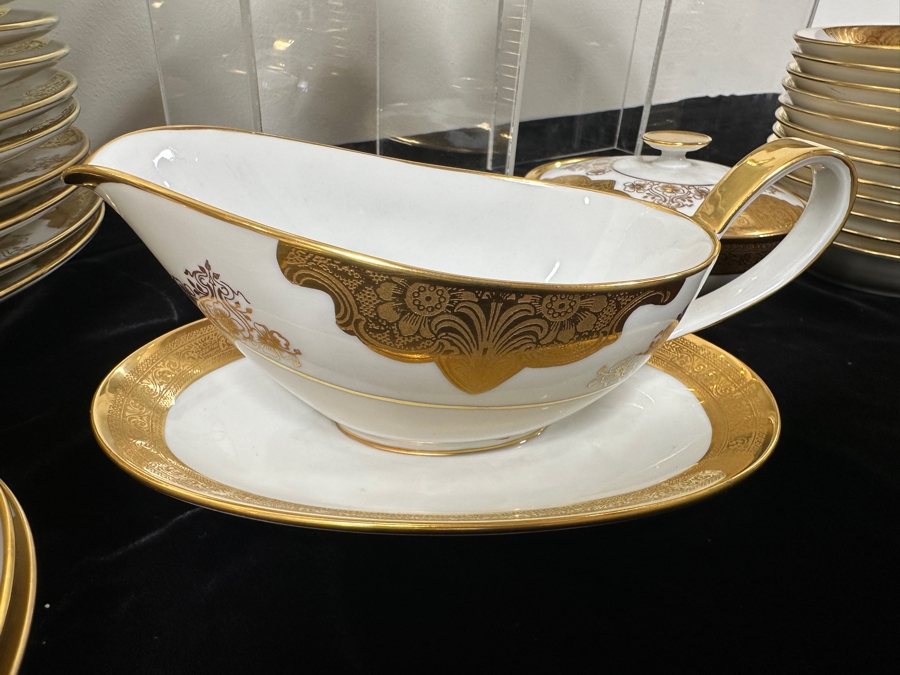 Hutschenreuther of Selb Porcelain Dinner Service For Approximately 12 Back Stamped With A Hand Painted Gold Crown Covering The Mark From The Hotel Del Coronado Owned By The Former Owner Of The Hotel, John S. Alessio, This Service Was Coveted By The Owner [Photo 15]