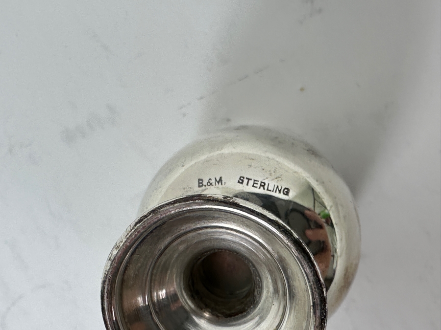 B&M Sterling Silver (8) 2'H Cordial Cups Shot Glasses With Sterling Silver Rimmed 7.5' Round Tray Total Sterling Silver Weight Without Tray 197g Silver Melt Value Without Tray $223 [Photo 6]