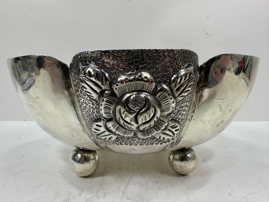 Sterling Silver Repousse Mexican Footed Bowl 8.5W X 3.75H 542g Silver Melt Value $614 [Photo 3]