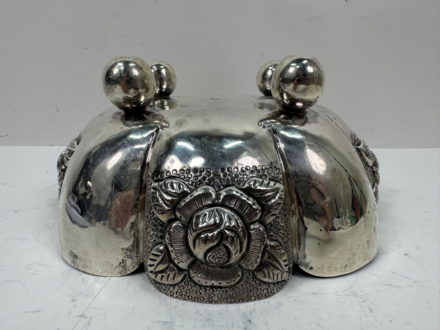 Sterling Silver Repousse Mexican Footed Bowl 8.5W X 3.75H 542g Silver Melt Value $614 [Photo 7]