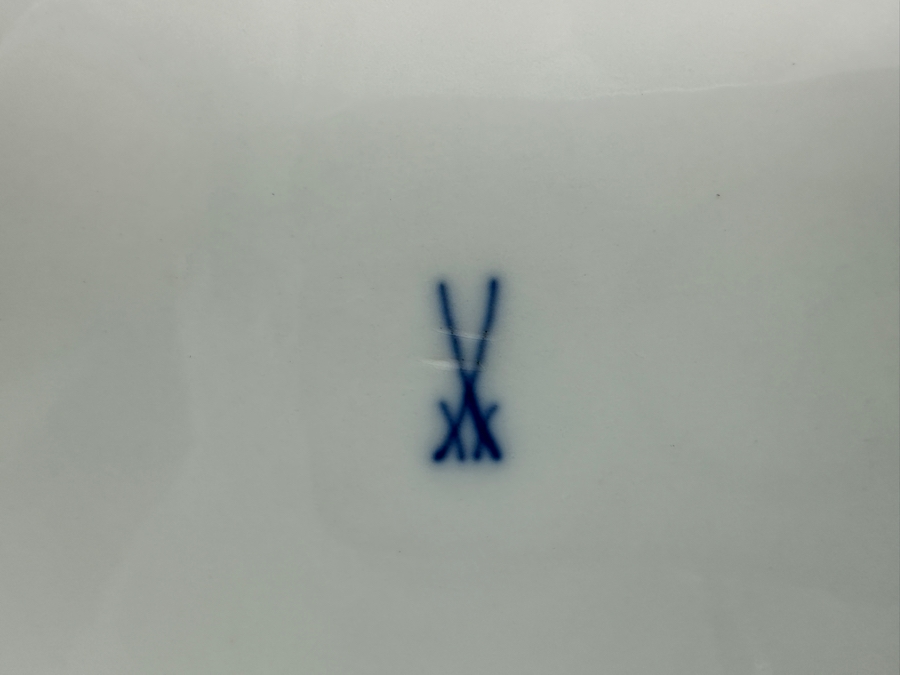 Vintage Meissen Germany Gilded Hand Painted Porcelain Bowl 12'W X 2.5'H [Photo 3]