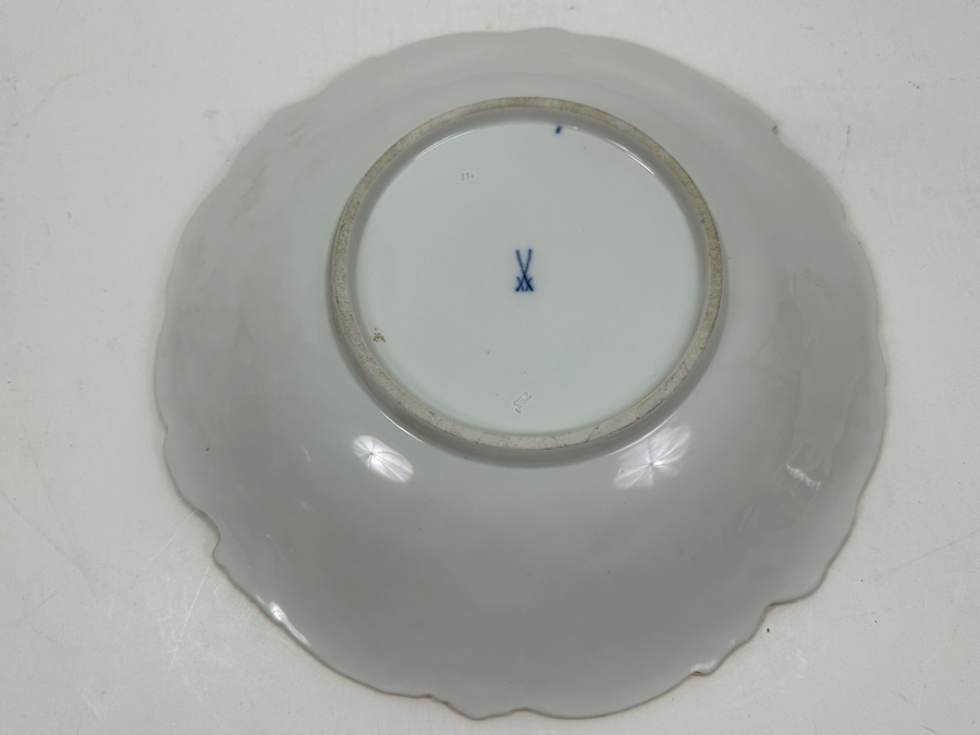 Vintage Meissen Germany Gilded Hand Painted Porcelain Bowl 12'W X 2.5'H [Photo 2]