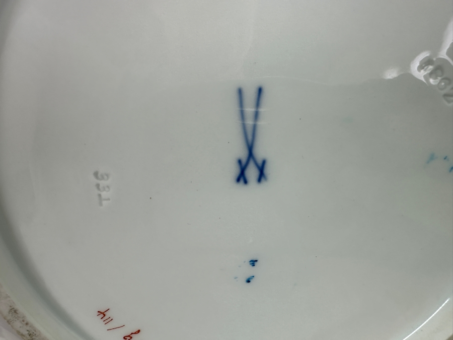 Vintage Meissen Germany Gilded Hand Painted Porcelain Bowl 12'W X 2.5'H [Photo 3]