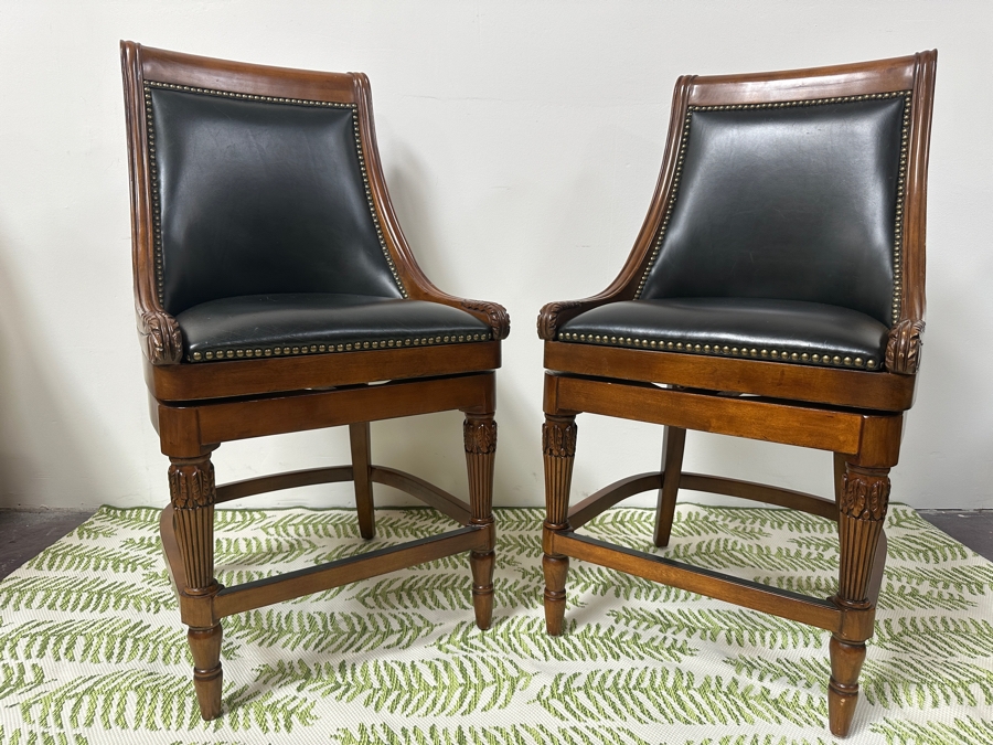 Pair Of Frontgate Swivel Counter Height Bar Stools [Photo 3]