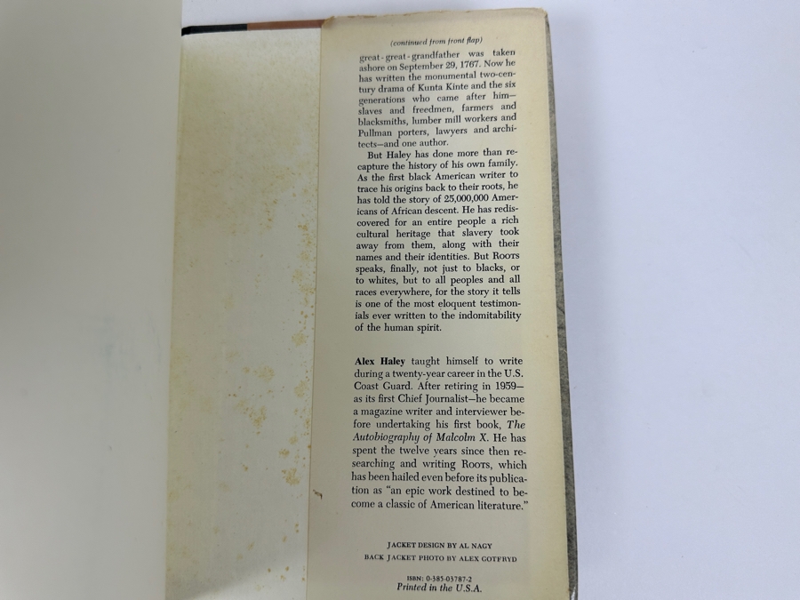 First Edition 1976 Hardcover Book Roots By Alex Haley [Photo 6]