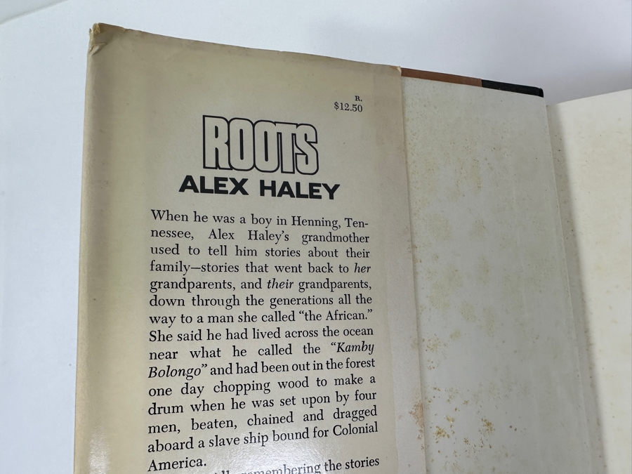 First Edition 1976 Hardcover Book Roots By Alex Haley [Photo 3]
