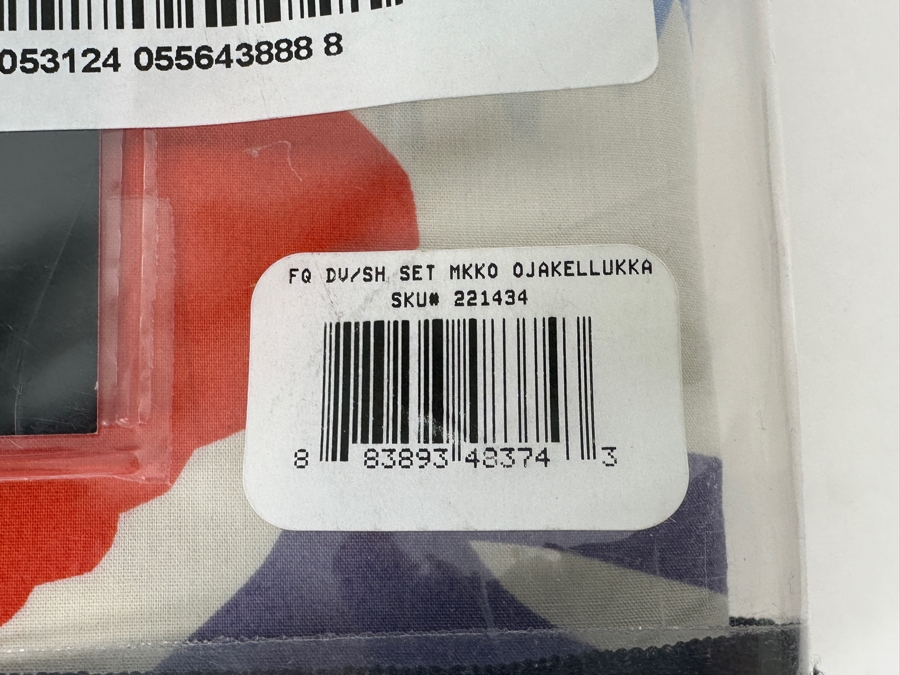 Marimekko Full/Queen Duvet Cover Set With Standard Shams Ojakellukka Design [Photo 6]