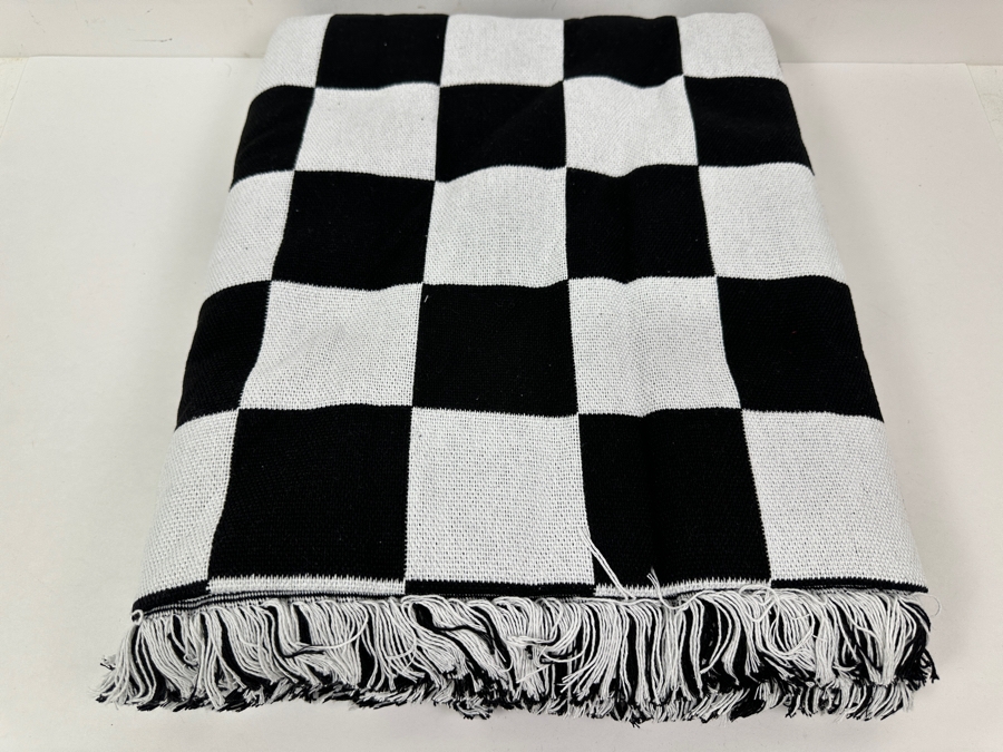 New Checkerboard Throw Travel Blanket 87 X 63 [Photo 2]