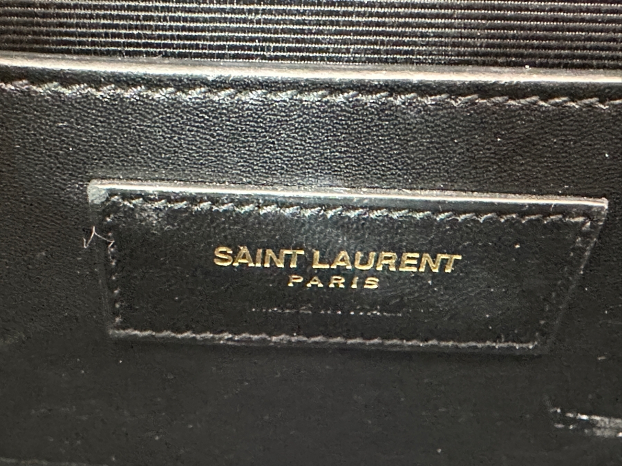 Saint Laurent (YSL) Grain De Poudre Classic Monogram Cassandre Clutch Handbag Paris France 10.5 X 5 [Photo 8]