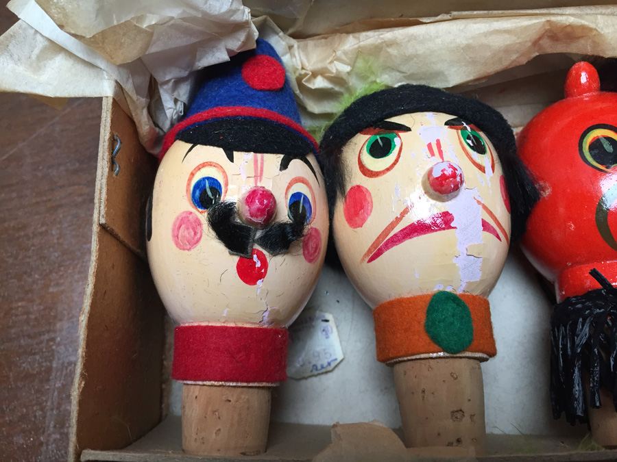 Vintage German Hand-painted Wine Stoppers [Photo 6]
