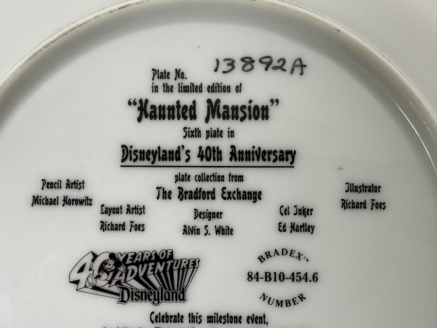 Disneyland 'Haunted Mansion' Limited Edition Plate Celebrating Disneyland's 40th Anniversary 1996 Bradford Exchange 8'W [Photo 7]
