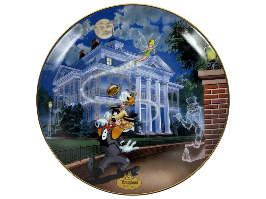 Disneyland 'Haunted Mansion' Limited Edition Plate Celebrating Disneyland's 40th Anniversary 1996 Bradford Exchange 8'W