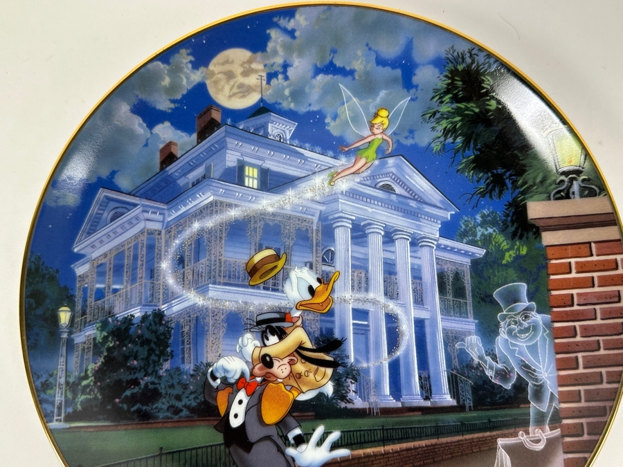 Disneyland 'Haunted Mansion' Limited Edition Plate Celebrating Disneyland's 40th Anniversary 1996 Bradford Exchange 8'W [Photo 4]
