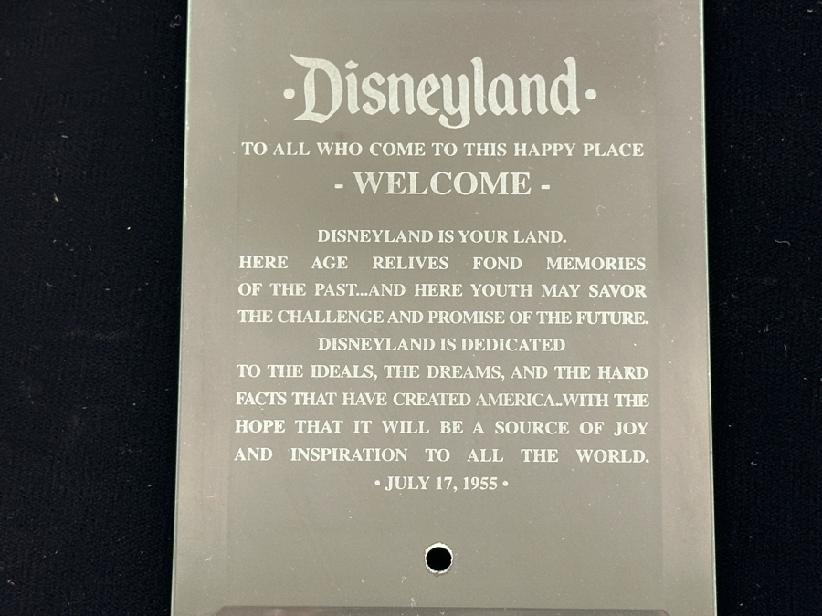 Etched Glass Disneyland Plaque 'To All Who Come To This Happy Place - Welcome - Disneyland Is Your Land. Here Age Relives Fond Memories Of The Past...' 4 X 5.5 [Photo 2]