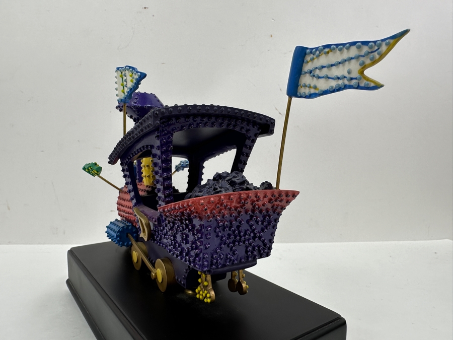 Walt Disney Classics Collection Goofy's Train From Disneyland's Main Street Electrical Parade 8W X 4D X 6.5H [Photo 10]