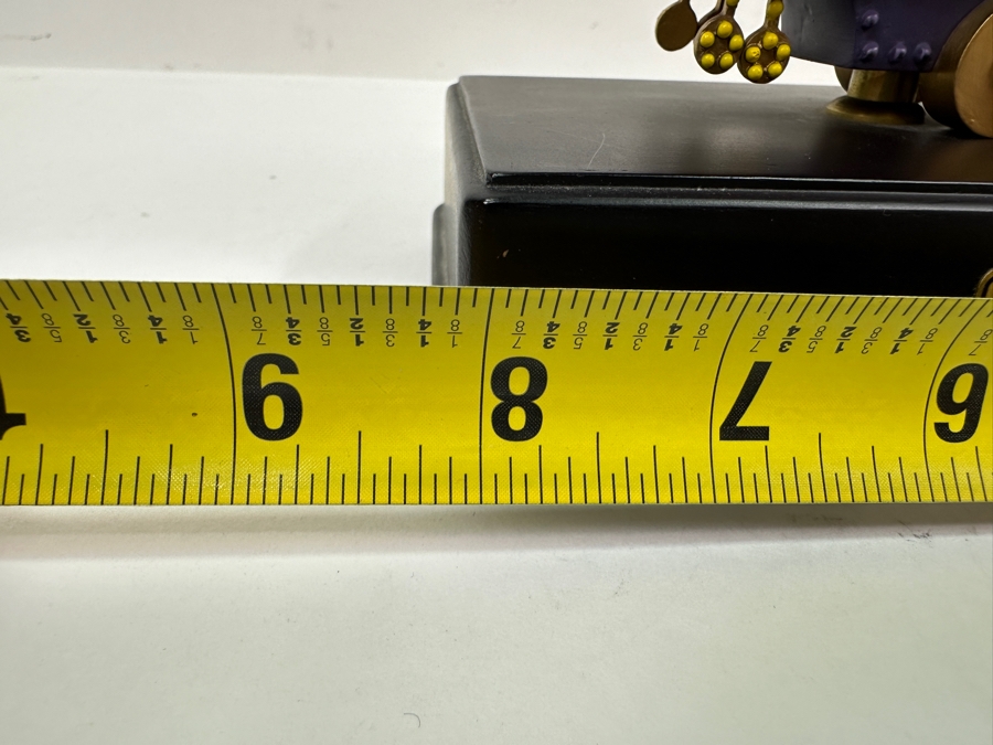 Walt Disney Classics Collection Goofy's Train From Disneyland's Main Street Electrical Parade 8W X 4D X 6.5H [Photo 13]