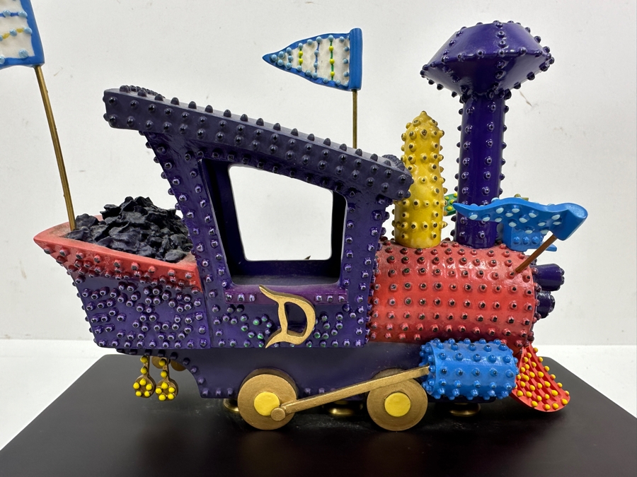 Walt Disney Classics Collection Goofy's Train From Disneyland's Main Street Electrical Parade 8W X 4D X 6.5H [Photo 7]