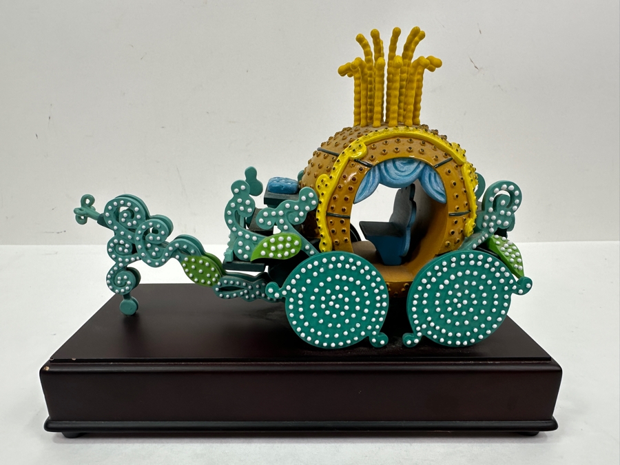 Walt Disney Classics Collection Cinderella's Coach From Disneyland's Main Street Electrical Parade 8W X 4D X 6H [Photo 5]