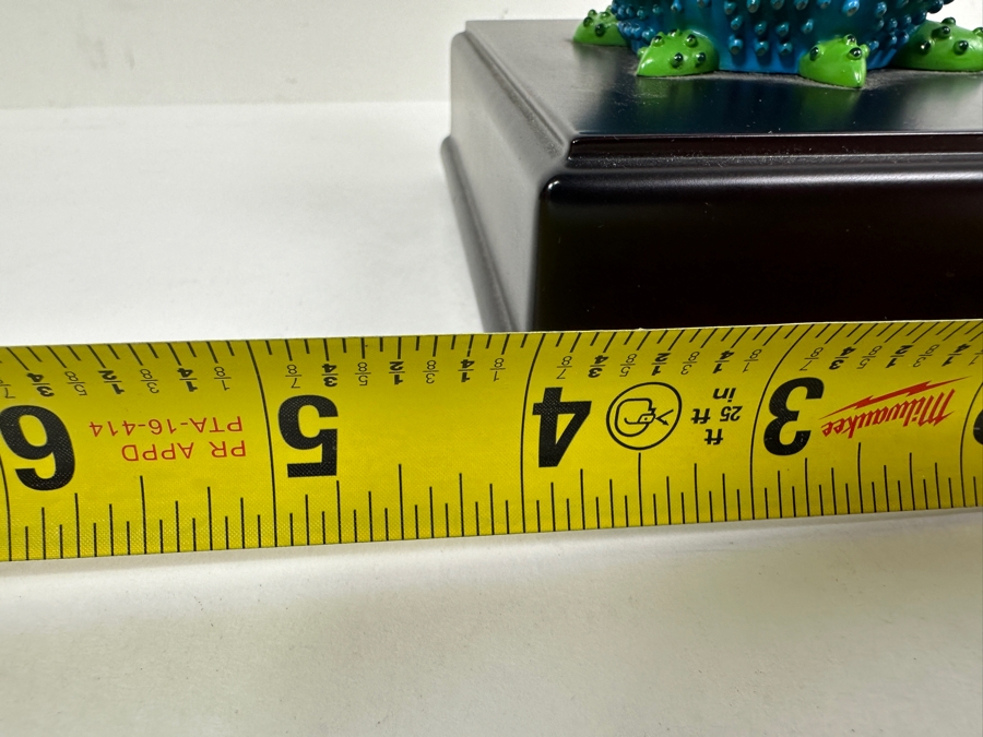 Walt Disney Classics Collection Twinkling Turtle From Disneyland's Main Street Electrical Parade 5W X 4D X 4H [Photo 11]