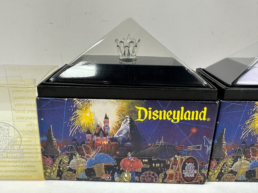 Pair Of Disneyland Main Street Electrical Parade Light Bulbs From The 1990s [Photo 5]