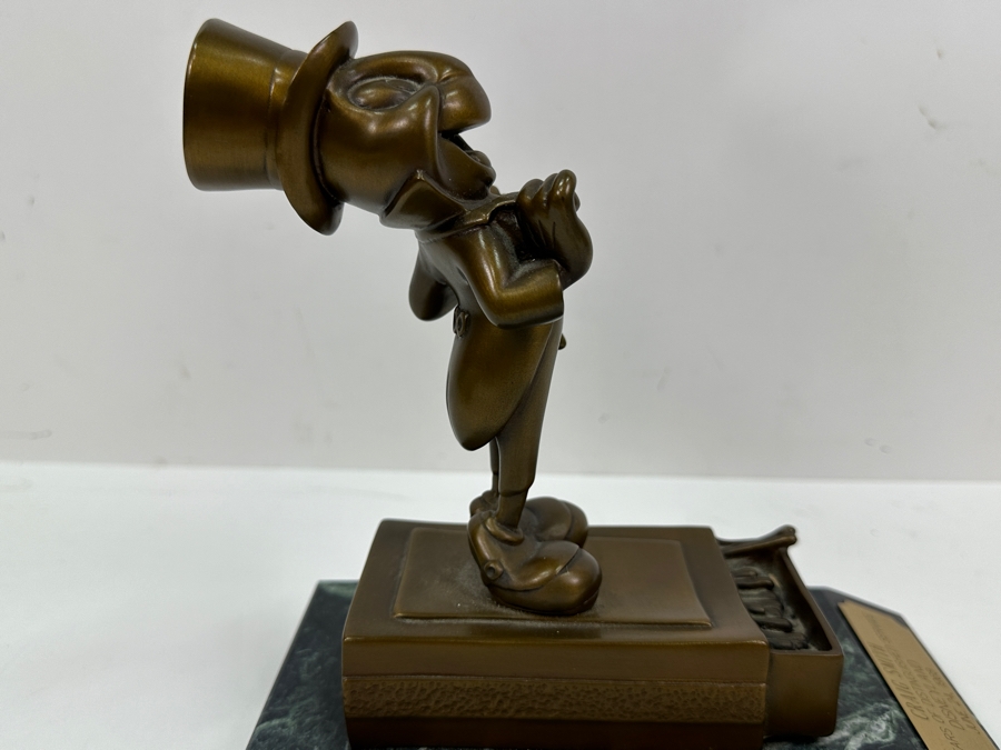 Rare Disneyland Cast Member 30 Years Of Distinguished Service Award Bronze Jiminy Cricket Sculpture 'Craig Smith 30 Years Of Distinguished Service Disneyland June 24, 1968' 4W X 7D X 7.5H [Photo 9]