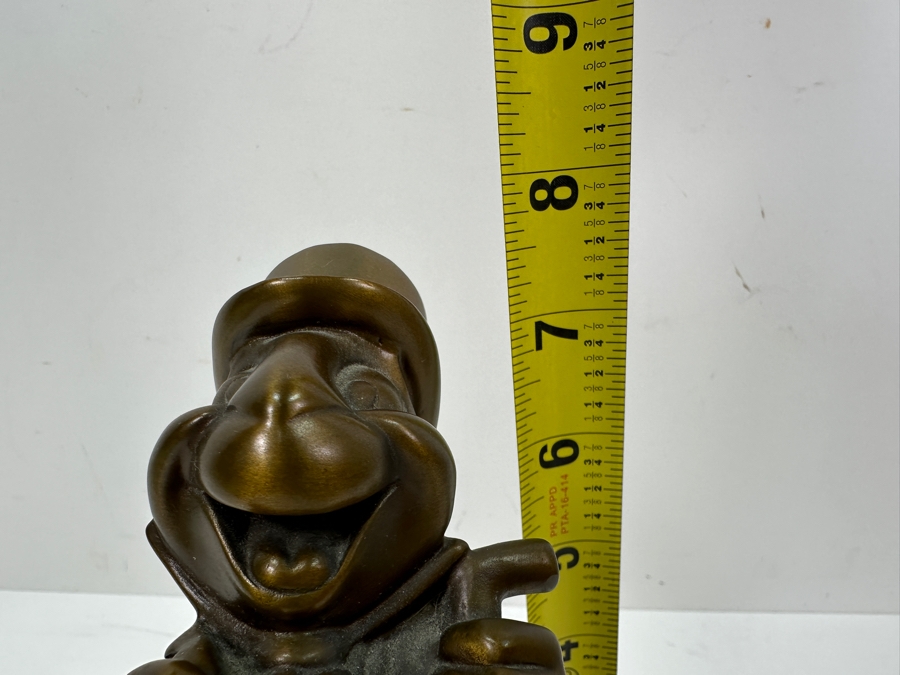 Rare Disneyland Cast Member 30 Years Of Distinguished Service Award Bronze Jiminy Cricket Sculpture 'Craig Smith 30 Years Of Distinguished Service Disneyland June 24, 1968' 4W X 7D X 7.5H [Photo 17]