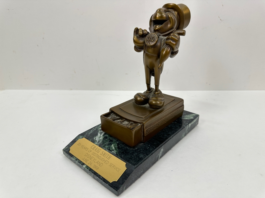Rare Disneyland Cast Member 30 Years Of Distinguished Service Award Bronze Jiminy Cricket Sculpture 'Craig Smith 30 Years Of Distinguished Service Disneyland June 24, 1968' 4W X 7D X 7.5H [Photo 13]