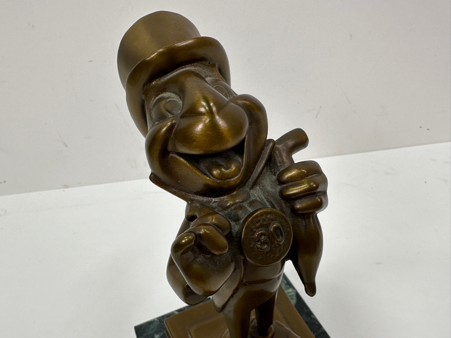 Rare Disneyland Cast Member 30 Years Of Distinguished Service Award Bronze Jiminy Cricket Sculpture 'Craig Smith 30 Years Of Distinguished Service Disneyland June 24, 1968' 4W X 7D X 7.5H [Photo 10]