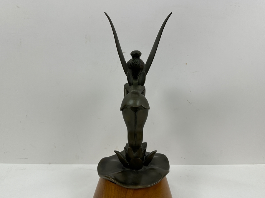 Rare Disneyland Cast Member 25 Years Of Distinguished Service Award Bronze Tinker Bell Sculpture On Wooden Base 'Craig Smith 25 Years Of Distinguished Service Disneyland June 24, 1968' 13.5H [Photo 15]